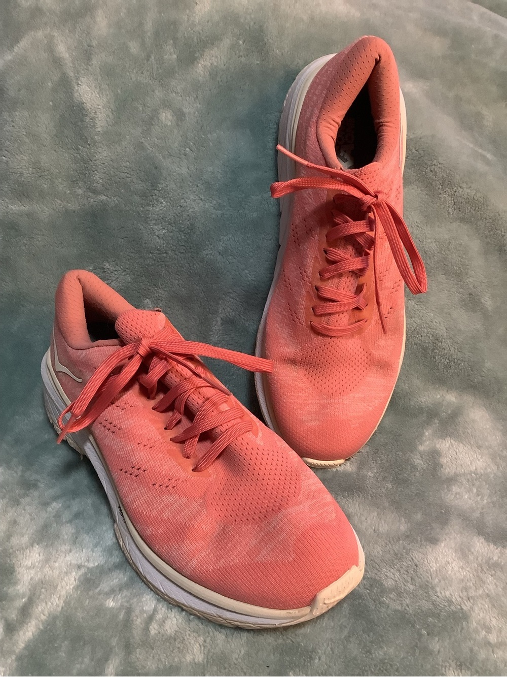Hoka One One Cavu 3 Pink Size 9.5